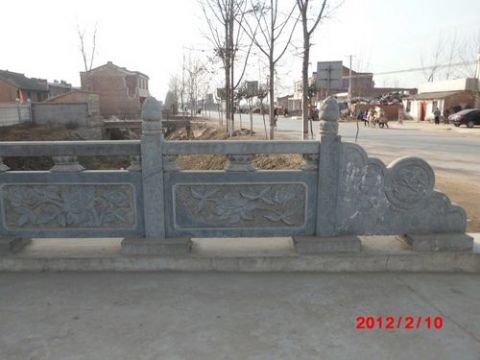 點擊查看詳細信息<br>標題：欄板石 閱讀次數(shù)：2623