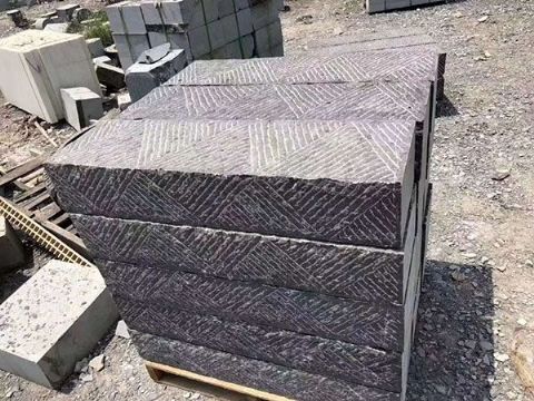 點(diǎn)擊查看詳細(xì)信息<br>標(biāo)題：臺(tái)階石 閱讀次數(shù)：3286