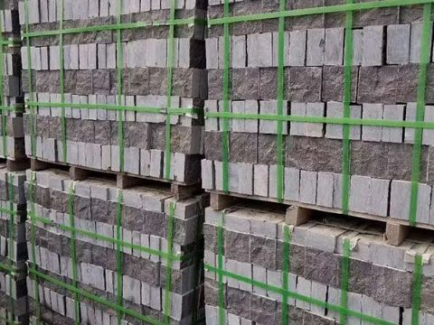 點(diǎn)擊查看詳細(xì)信息<br>標(biāo)題：馬蹄石 閱讀次數(shù)：2697