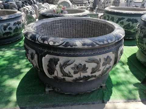 點(diǎn)擊查看詳細(xì)信息<br>標(biāo)題：石缸石花盆 閱讀次數(shù)：3120