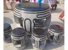 點(diǎn)擊查看詳細(xì)信息<br>標(biāo)題：石桌子 閱讀次數(shù)：2108