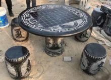 點(diǎn)擊查看詳細(xì)信息<br>標(biāo)題：石桌子 閱讀次數(shù)：2119